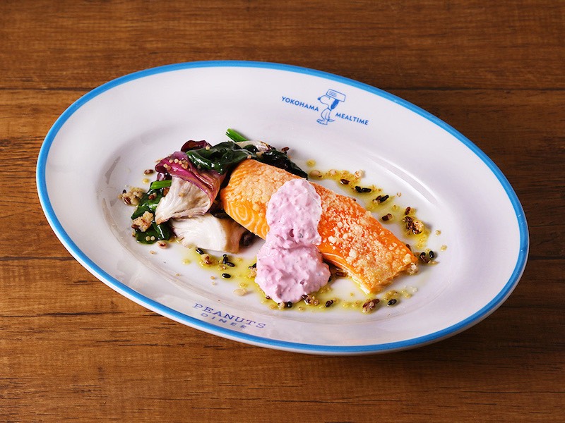 サリーのサーモンステーキ ー ビーツのタルタル ー