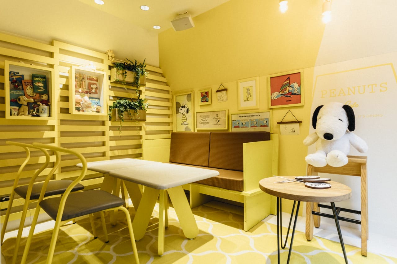 「PEANUTS Cafe 中目黒」のウッドストックルームに、新たなフォトスポットが登場！